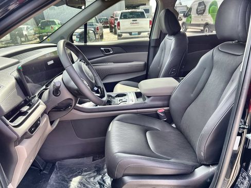 New 2026 Kia Carnival SX FWD image 11