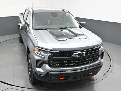 Used 2026 Chevrolet Silverado 1500 LT Trail Boss w/ LT Trail Boss Premium Package AWD/4WD image 32