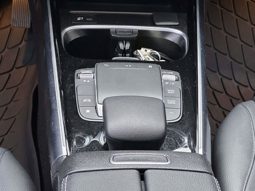 Used 2023 Mercedes-Benz GLB 250 4MATIC image 20
