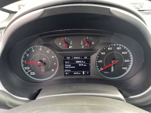 Used 2024 Chevrolet Malibu LT image 11