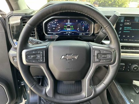 Used 2025 Chevrolet Silverado 2500 LTZ w/ Trail Boss Package image 20