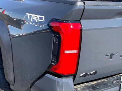 New 2026 Toyota Tacoma TRD Off-Road AWD/4WD image 14