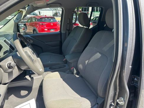 Used 2019 Nissan Frontier SV RWD image 13