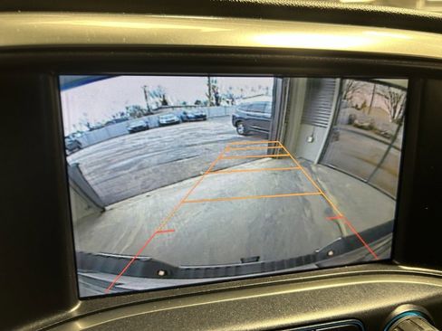 Used 2015 Chevrolet Silverado 3500 LT w/ LT Convenience Package image 17