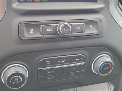 Used 2026 Chevrolet Silverado 1500 Custom w/ Turbomax Blackout Package image 17