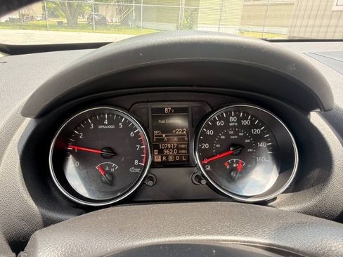 Used 2015 Nissan Rogue S w/ Convenience Package AWD/4WD image 8