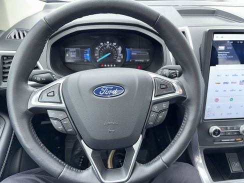 Certified 2024 Ford Edge Titanium AWD/4WD image 28