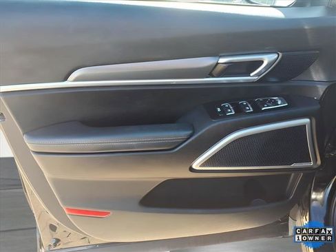 Used 2022 Kia Telluride S image 22