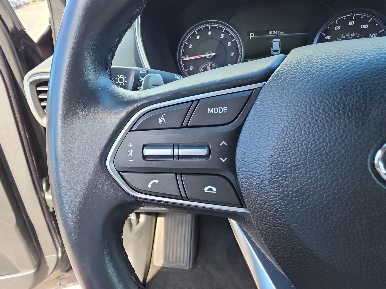Used 2023 Hyundai Santa Fe SEL AWD/4WD image 22