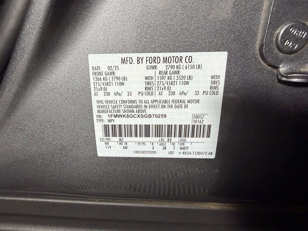Used 2025 Ford Explorer ST w/ Sun And Sound Package AWD/4WD image 27