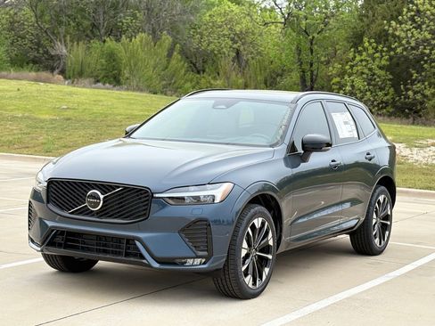 New 2026 Volvo XC60 B5 Plus w/ Protection Package Premier image 3