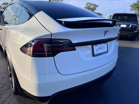 Used 2022 Tesla Model X AWD/4WD image 6