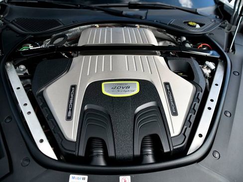 Used 2018 Porsche Panamera Turbo S image 25