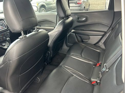 Used 2018 Jeep Compass Limited w/ Safe & Security Group AWD/4WD image 31