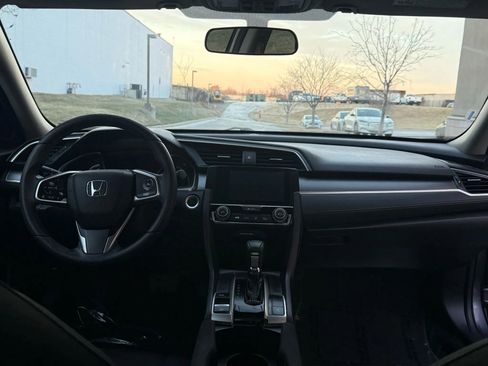 Used 2016 Honda Civic EX image 15
