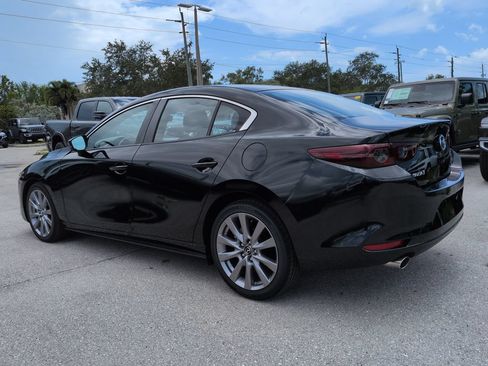 Used 2021 MAZDA MAZDA3 s FWD image 7