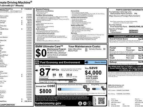 Used 2023 BMW i7 xDrive60 w/ Executive Package 2 image 59