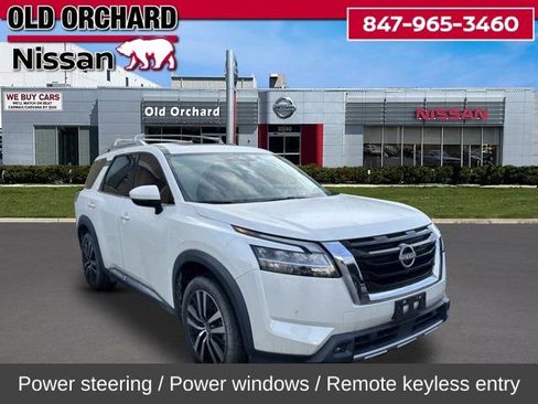 Used 2023 Nissan Pathfinder Platinum w/ Cargo Package image 5