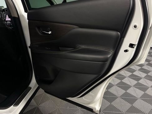 Used 2023 Nissan Murano Platinum w/ Cargo Package image 31