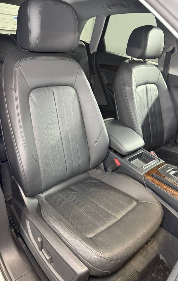 Used 2018 Audi Q5 2.0T Premium AWD/4WD image 7