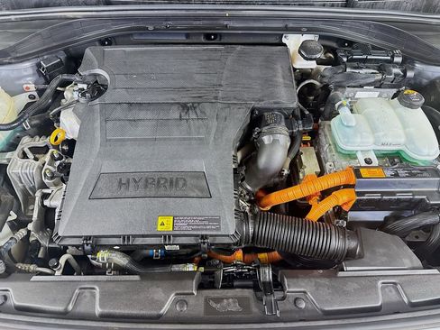 Used 2017 Hyundai Ioniq SEL image 36