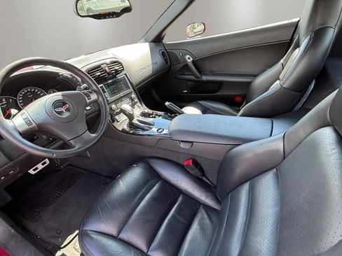 Used 2010 Chevrolet Corvette Coupe w/ Preferred Equipment Group RWD image 22
