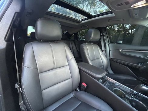 Used 2018 Chevrolet Impala LT w/ Sunroof and Spoiler Package FWD image 30