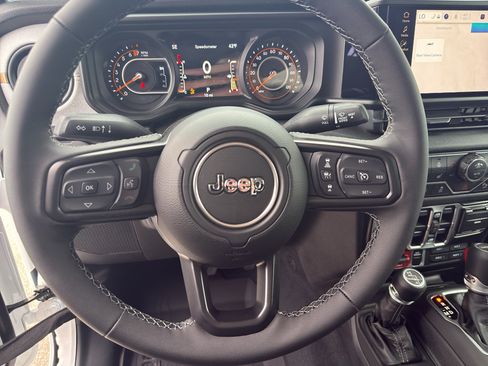 New 2026 Jeep Gladiator Sport AWD/4WD image 17