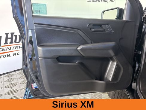 Used 2024 Chevrolet Colorado Trail Boss w/ Technology Package image 9