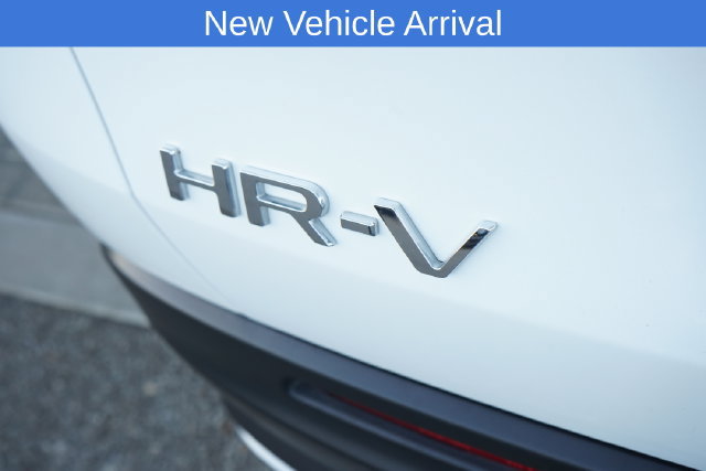Used 2025 Honda HR-V Sport image 11