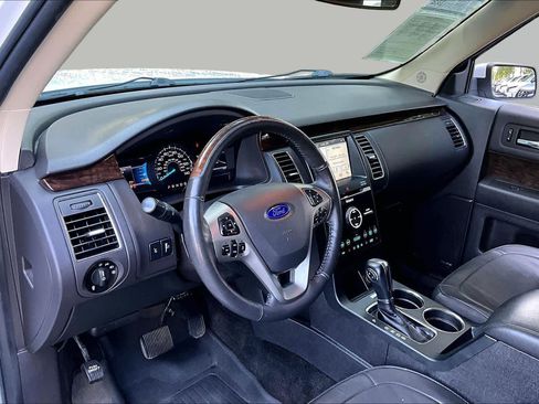 Used 2019 Ford Flex Limited AWD/4WD image 17