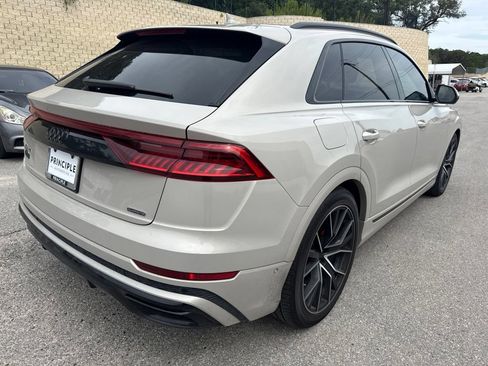 Used 2022 Audi Q8 Prestige AWD/4WD image 6