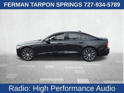 Certified 2022 Volvo S60 B5 Momentum image 7