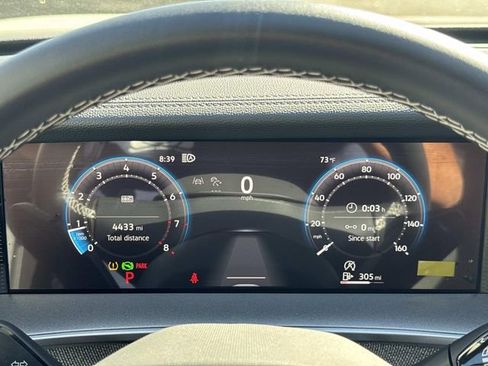 Used 2025 Volkswagen Tiguan S FWD image 18