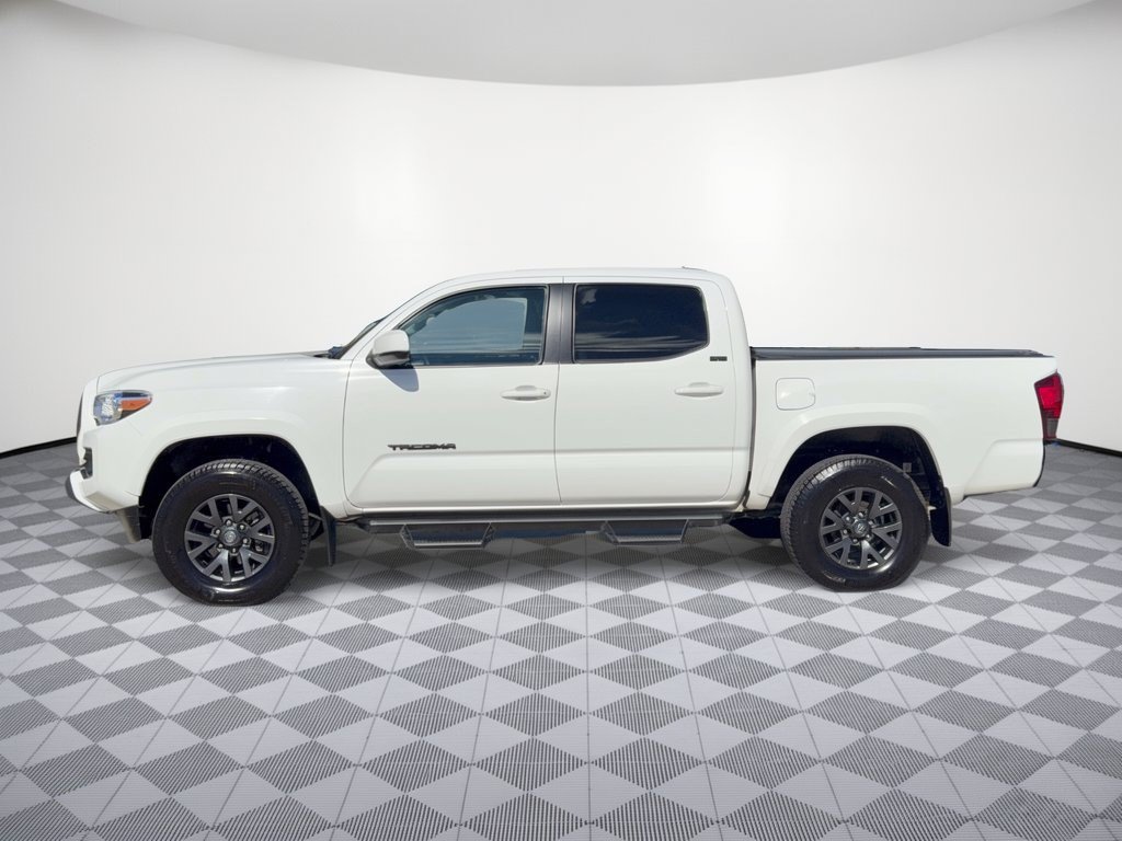 Used 2023 Toyota Tacoma SR5 RWD image 2