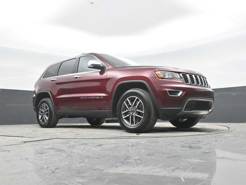 Used 2022 Jeep Grand Cherokee Limited image 42