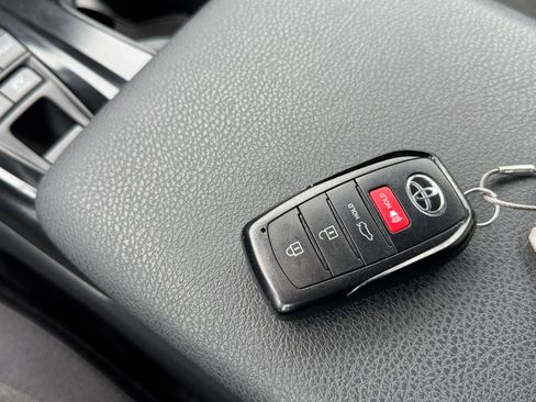 Used 2025 Toyota Camry LE FWD image 10