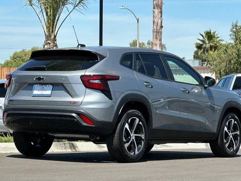 New 2026 Chevrolet Trax RS image 4