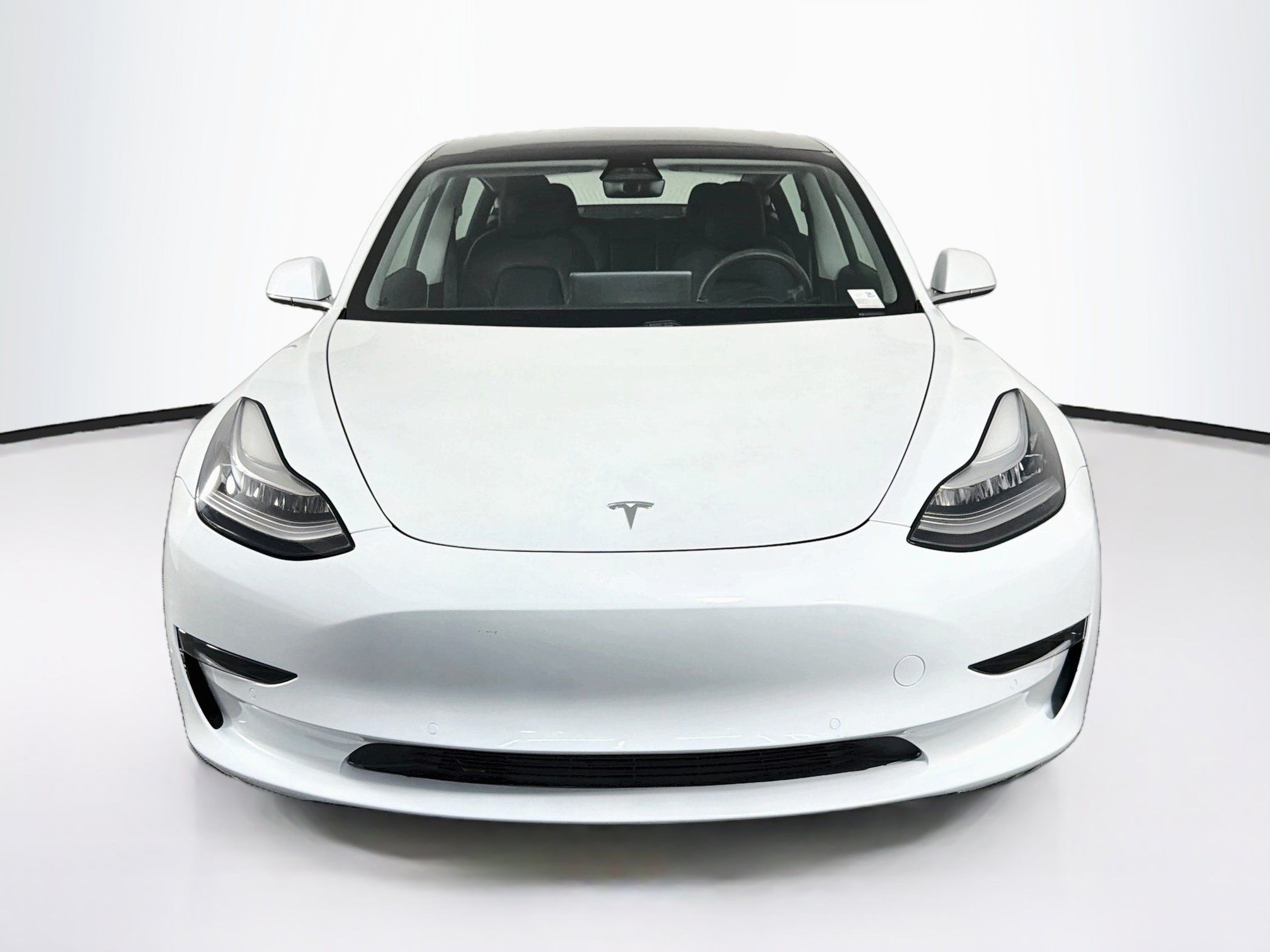 Used 2020 Tesla Model 3 Standard Range Plus RWD image 2