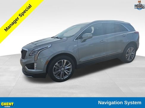 Used 2025 Cadillac XT5 Premium Luxury image 1