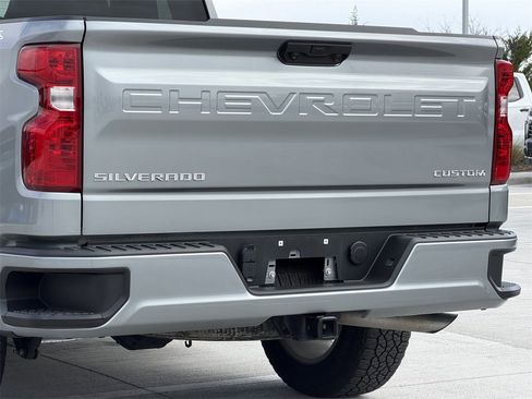 Certified 2023 Chevrolet Silverado 1500 Custom image 6