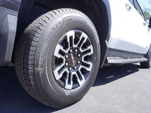 New 2026 GMC Sierra EV Elevation image 6