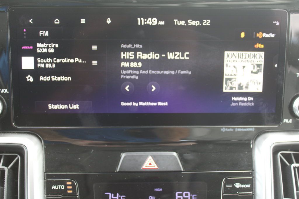 Certified 2023 Kia Sorento EX w/ Panoramic Sunroof Package FWD image 49