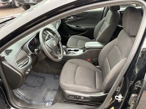 Used 2021 Chevrolet Malibu LT FWD image 15