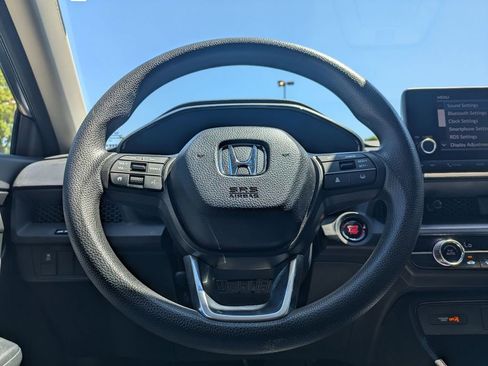 Used 2025 Honda CR-V LX image 21