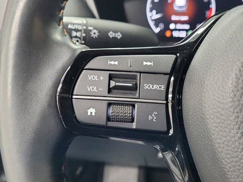 Certified 2025 Honda HR-V Sport image 26