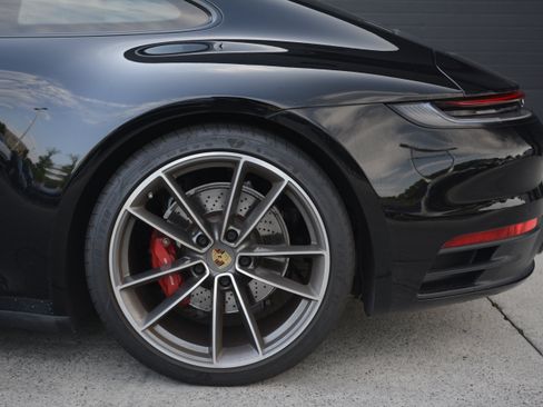 Certified 2020 Porsche 911 Carrera S RWD image 29