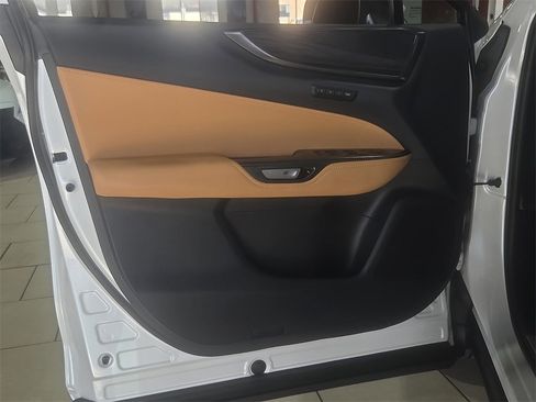 Certified 2025 Lexus NX 250 FWD w/ Accessory Package (Z1) image 16