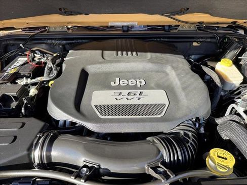 Used 2013 Jeep Wrangler Moab image 19