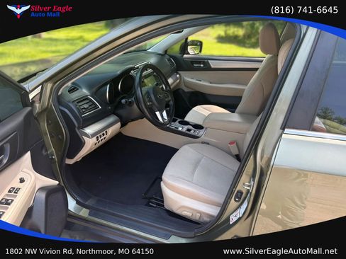 Used 2016 Subaru Outback 2.5i Premium AWD/4WD image 9